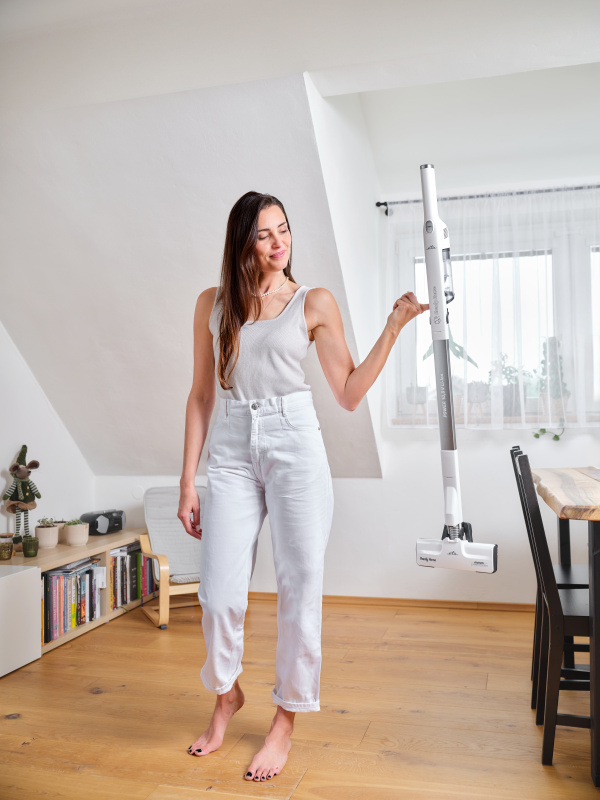 Ruční a tyčový vysavač ETA Handy Home 5428 90000 bílý
