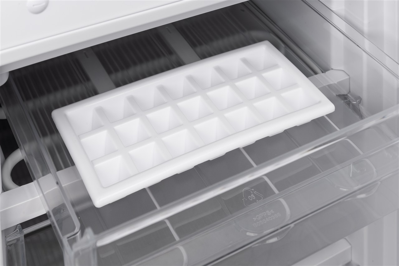 Chladnička s mrazničkou ETA 285590000E bílá