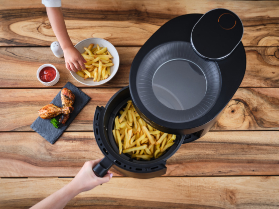Fritéza horkovzdušná ETA SkyFry 5168 90000 černá