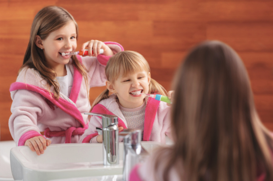 Zubní kartáček ETA Sonetic TV Déčko 0710 90030 červený