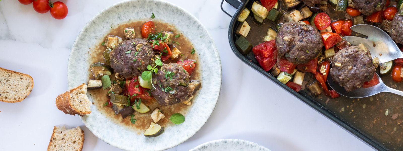 Hovězí kofty pečené se zeleninou